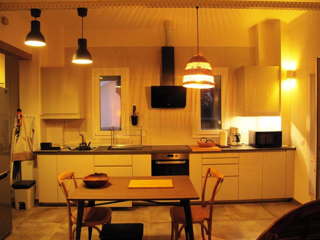 Bungalow Goa Pool View, Playa Roca Residence Sea Front Access - Free Ac - Wifi Коста-Тегисе Экстерьер фото