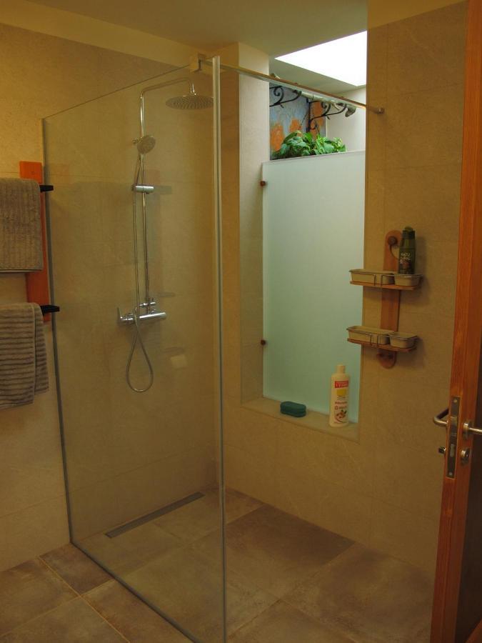 Bungalow Goa Pool View, Playa Roca Residence Sea Front Access - Free Ac - Wifi Коста-Тегисе Экстерьер фото
